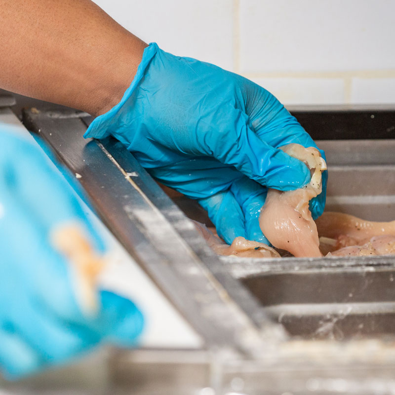 FoodHandler Vinyl / Nitrile Blend Gloves Available in Blue and Black